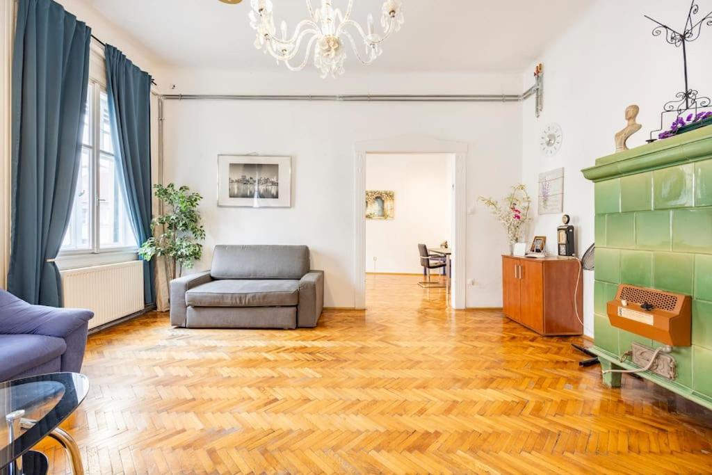 The Gem Apartment بودابست المظهر الخارجي الصورة